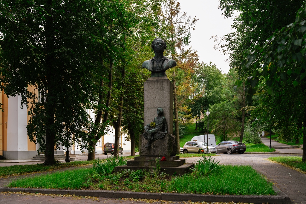 Собор Архангела Михаила