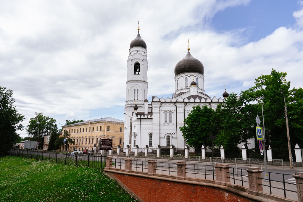 Собор Архангела Михаила