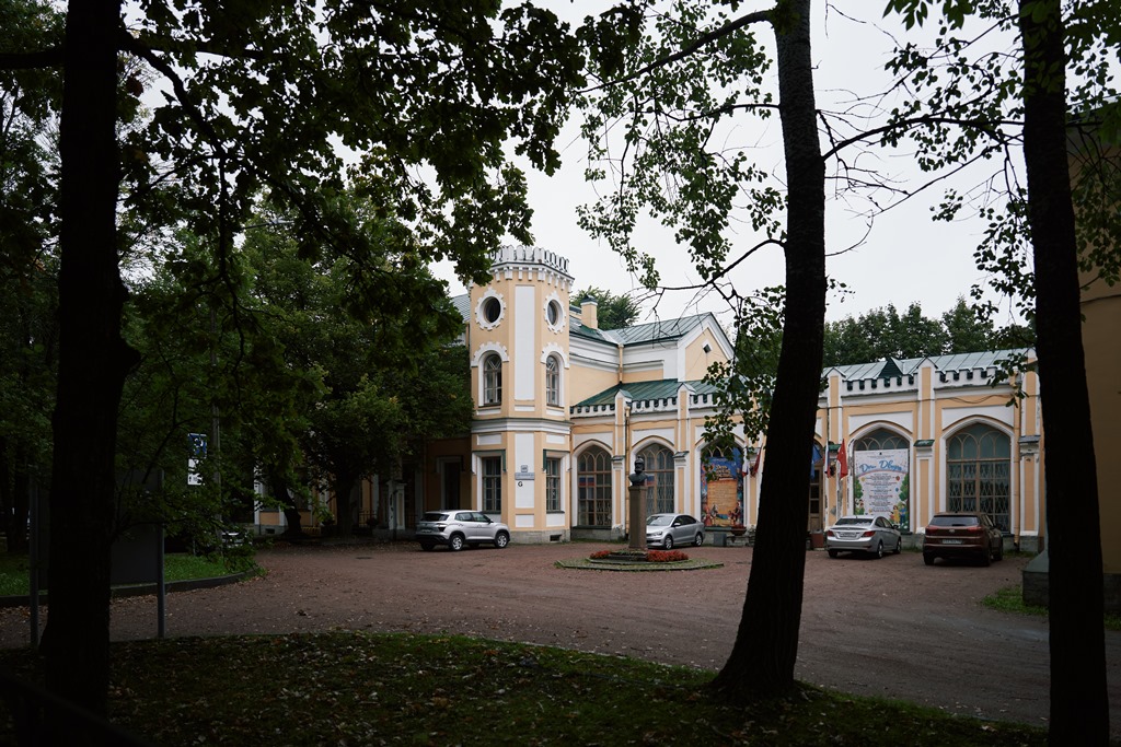 Усадьба П.К. Александрова (Львовский дворец)